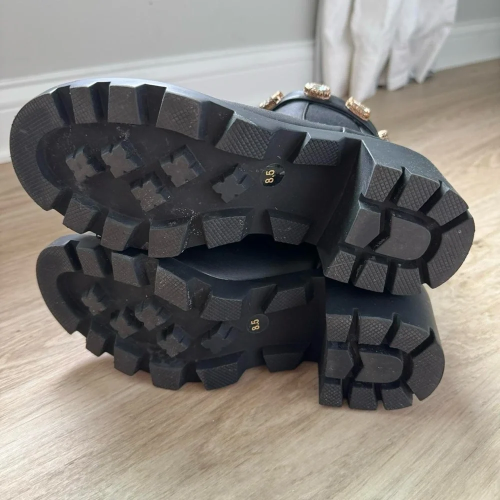 Steve Madden Black booties - Picture 5 of 7